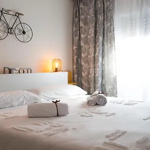 Apartment Elysium Homes